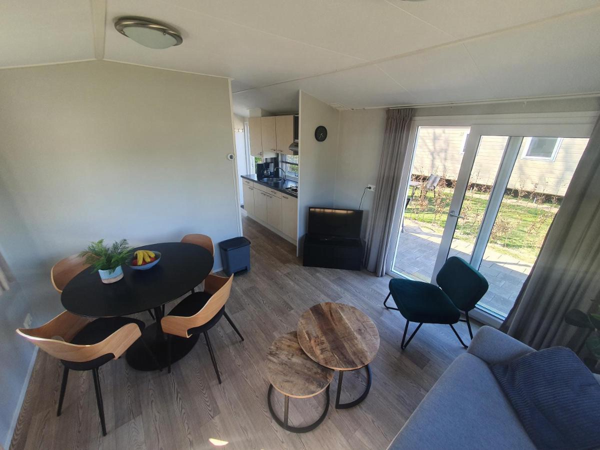 Gezellig Chalet Op Een Prachtige Plek In Drenthe Met Vrij Uitzicht Tynaarlo Exterior foto